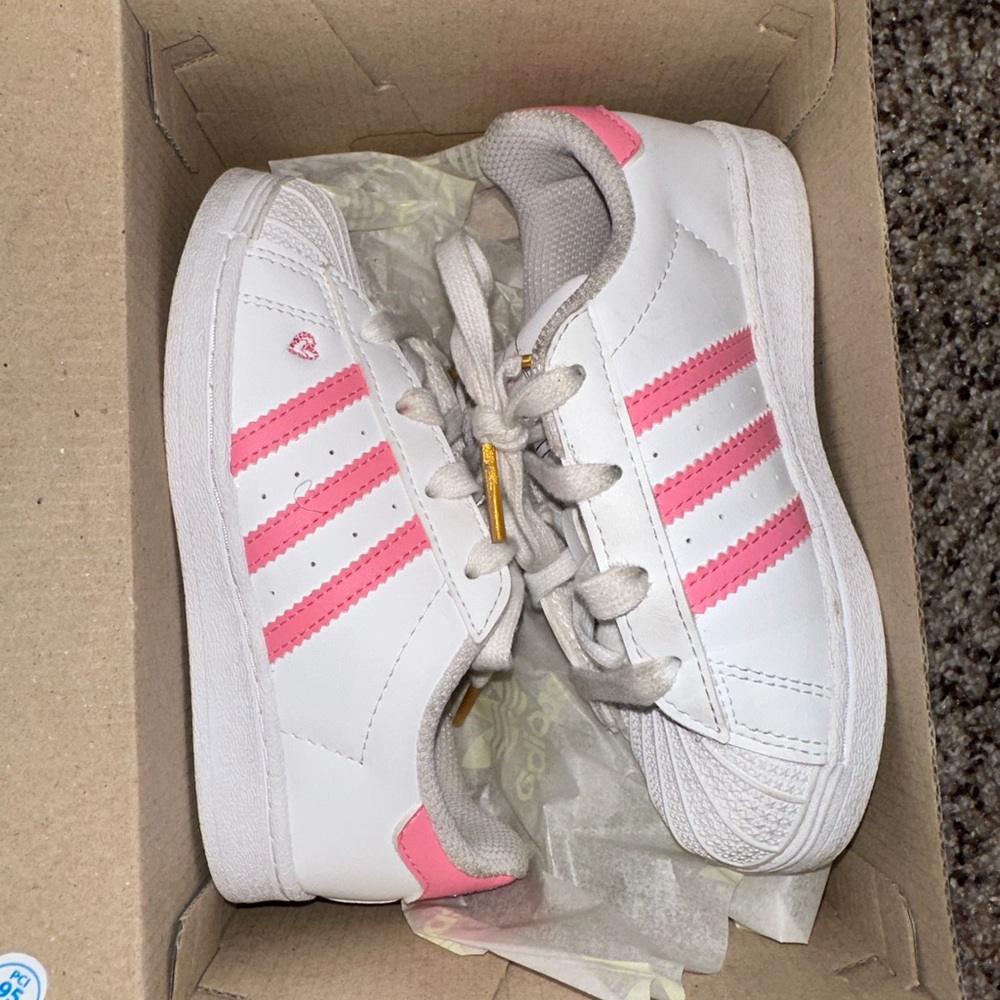 Adidas shell toe gym shoes